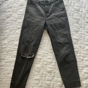 Hollister Girlfriend High Rise Women's Jeans - Size 25